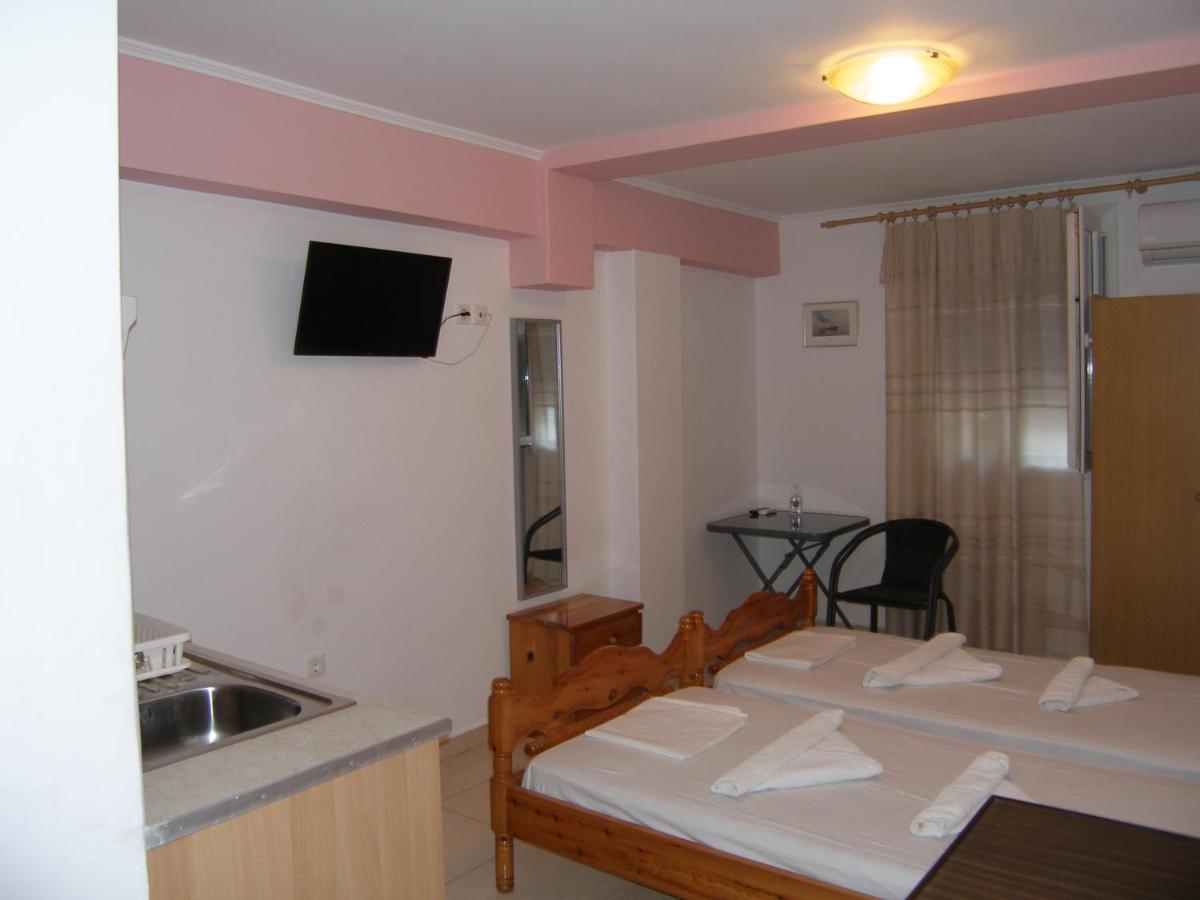 Efi Apartments ميرينا المظهر الخارجي الصورة